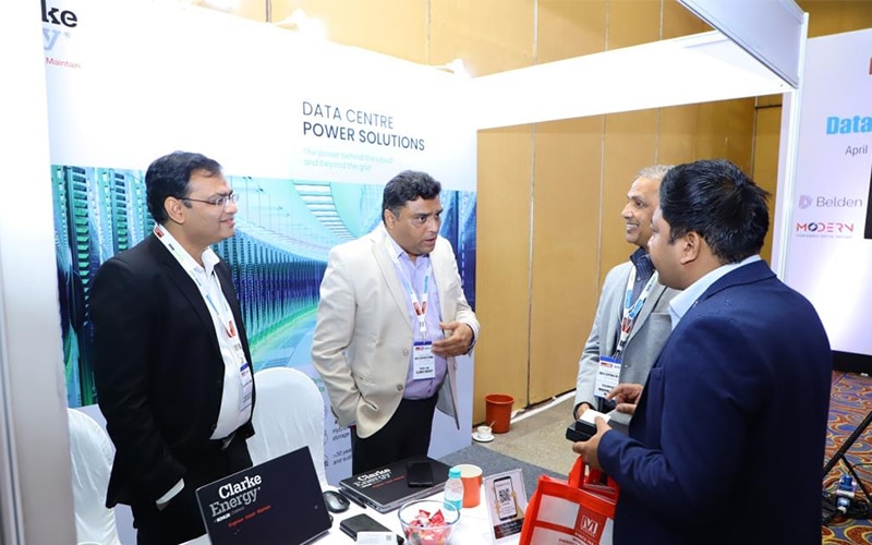 En anglais: Promoting Sustainable Power Solutions at Data Centres in India Event